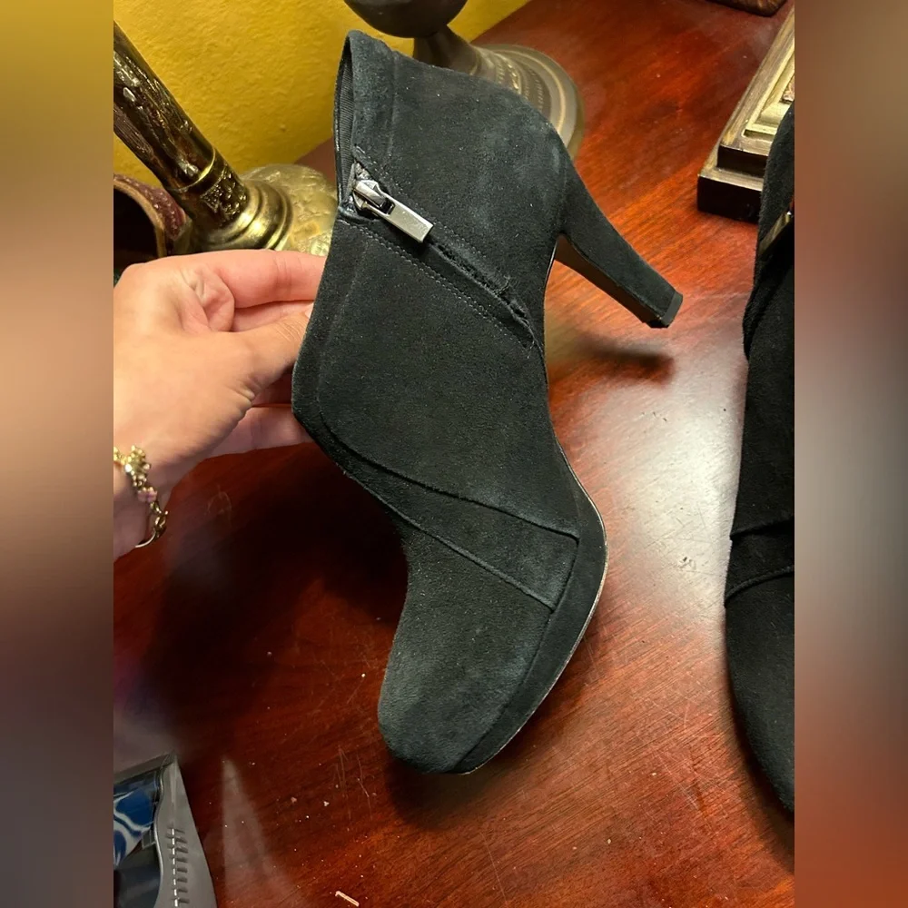 Clarks suede leather booties size 9 - Picture 5 of 6